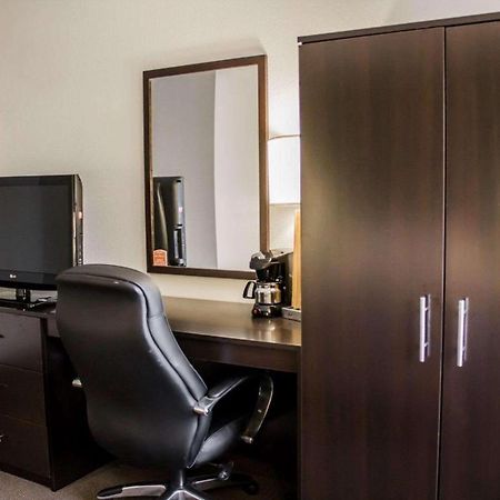 Sleep Inn Geistown Екстер'єр фото