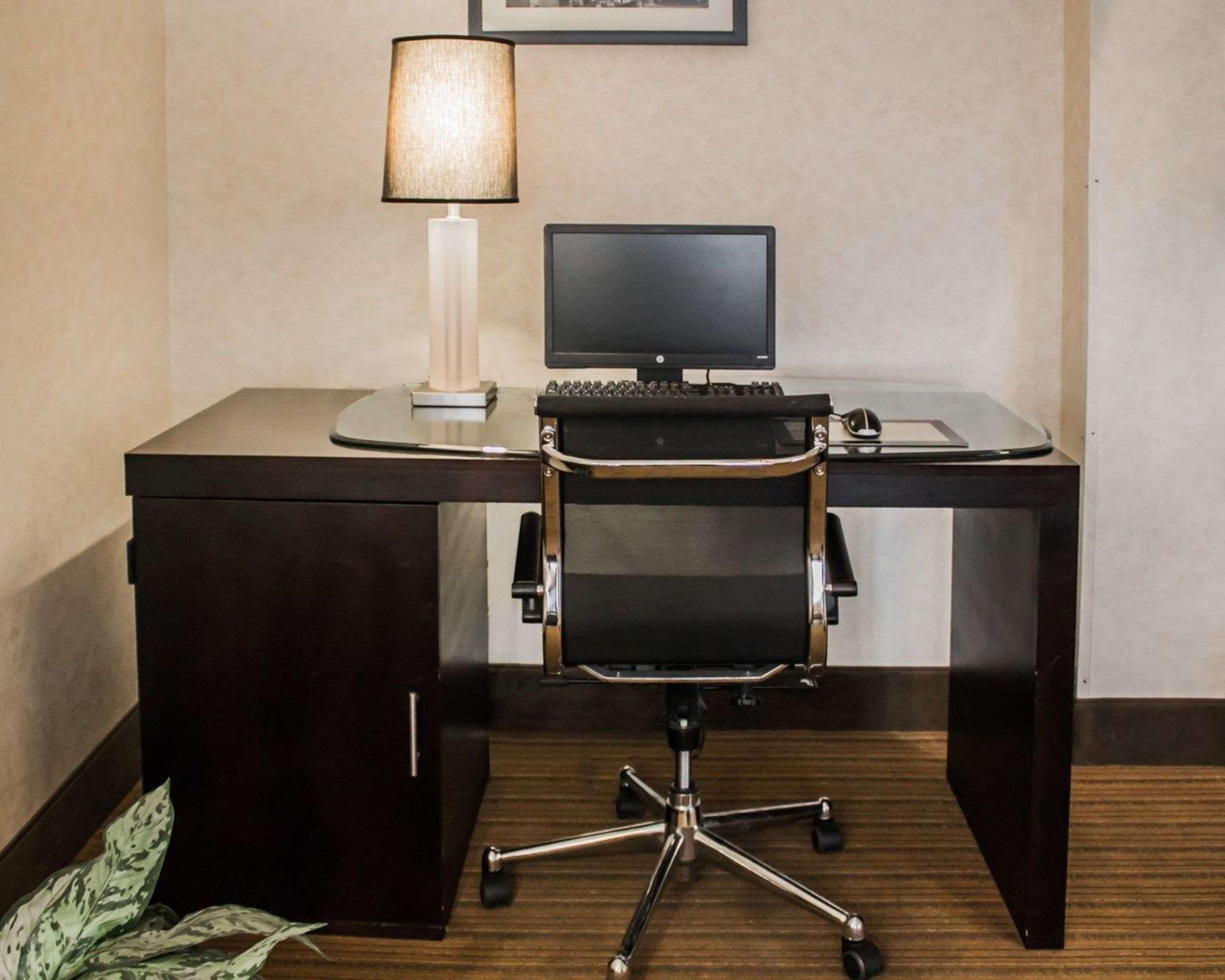 Sleep Inn Geistown Екстер'єр фото