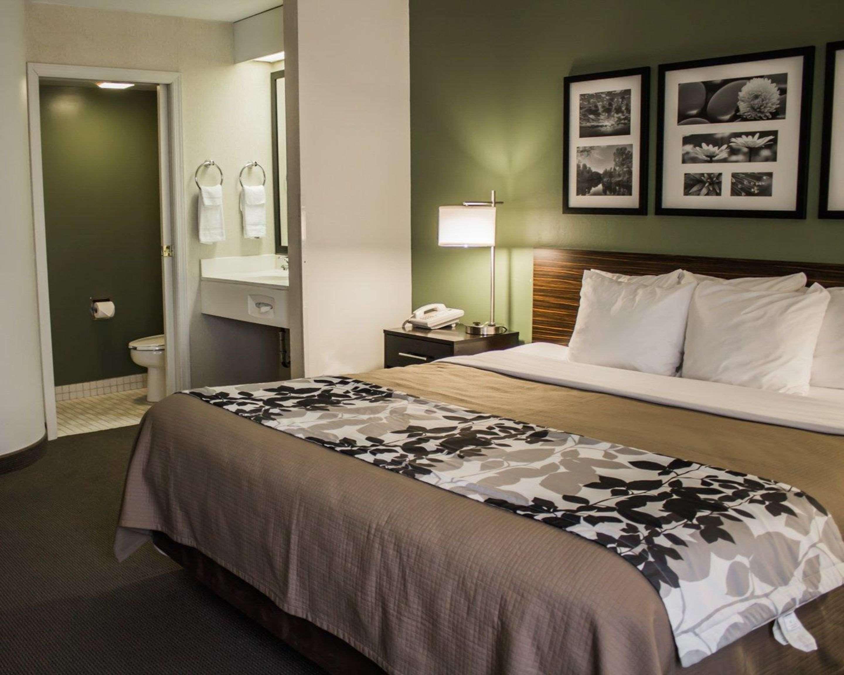 Sleep Inn Geistown Екстер'єр фото