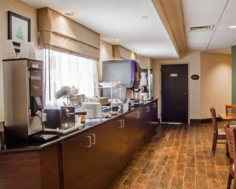 Sleep Inn Geistown Екстер'єр фото