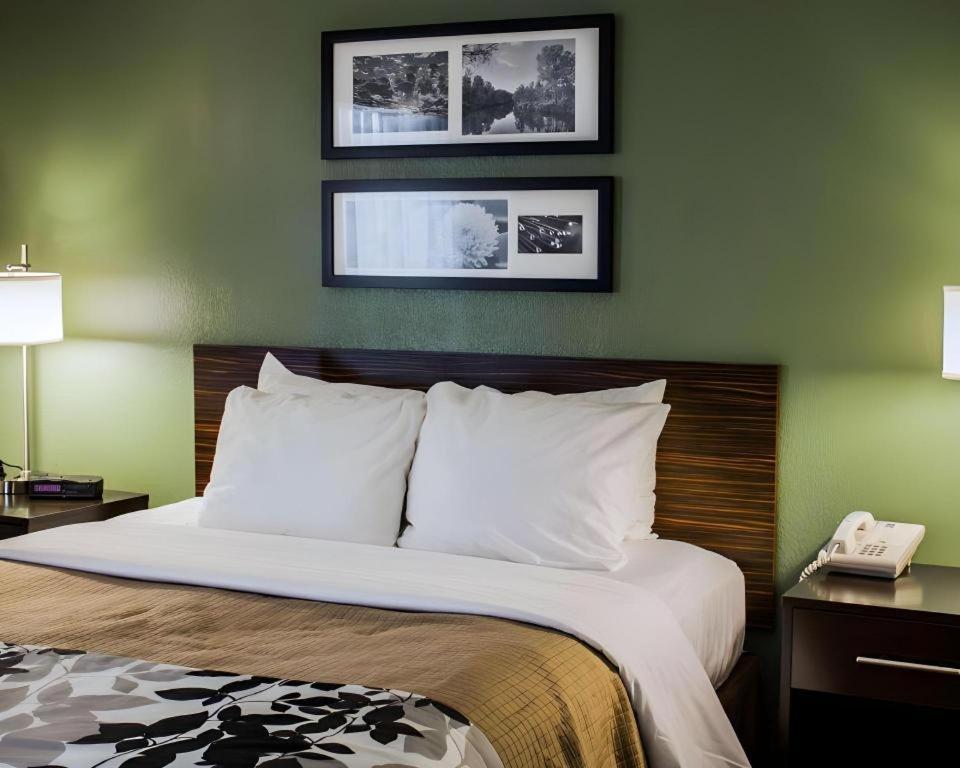 Sleep Inn Geistown Екстер'єр фото
