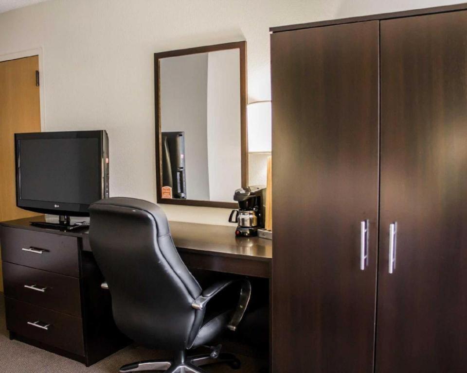 Sleep Inn Geistown Екстер'єр фото