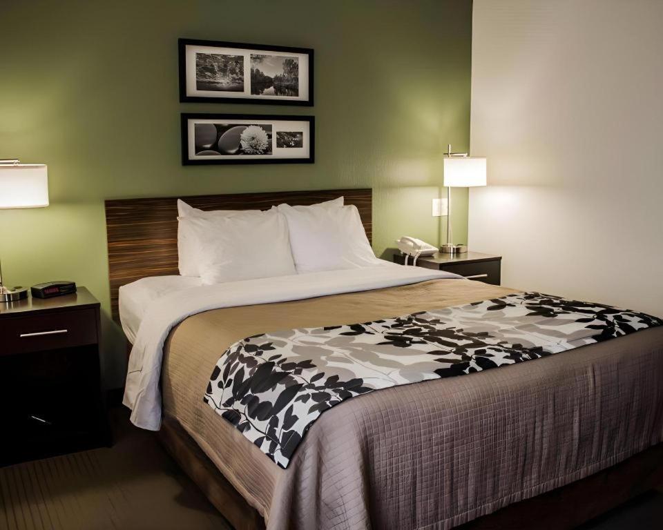 Sleep Inn Geistown Екстер'єр фото