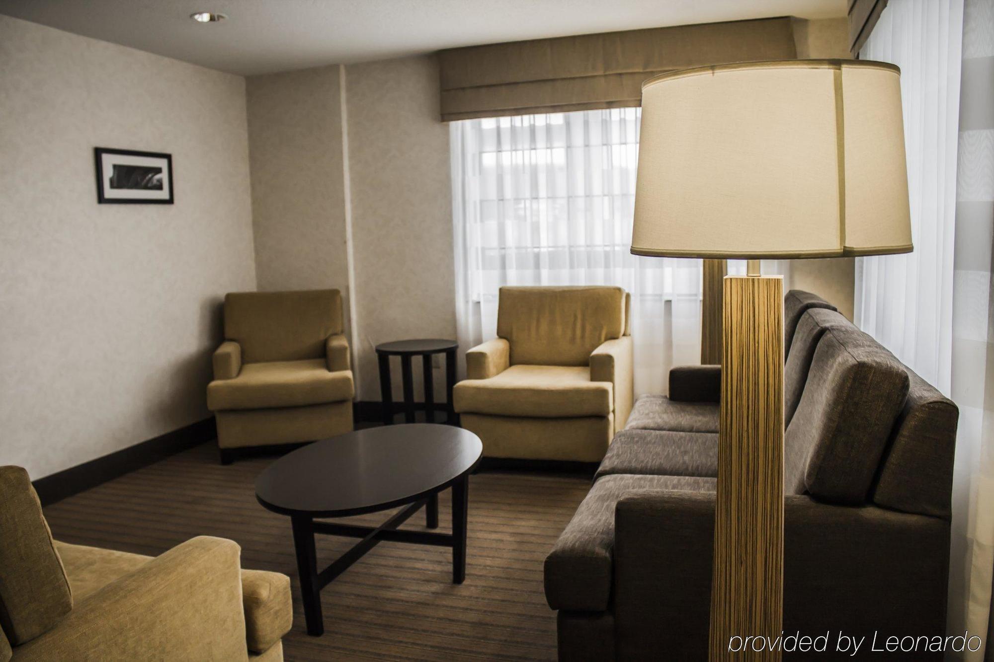 Sleep Inn Geistown Екстер'єр фото