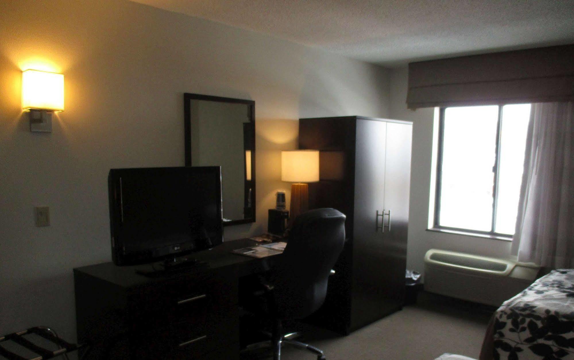 Sleep Inn Geistown Екстер'єр фото